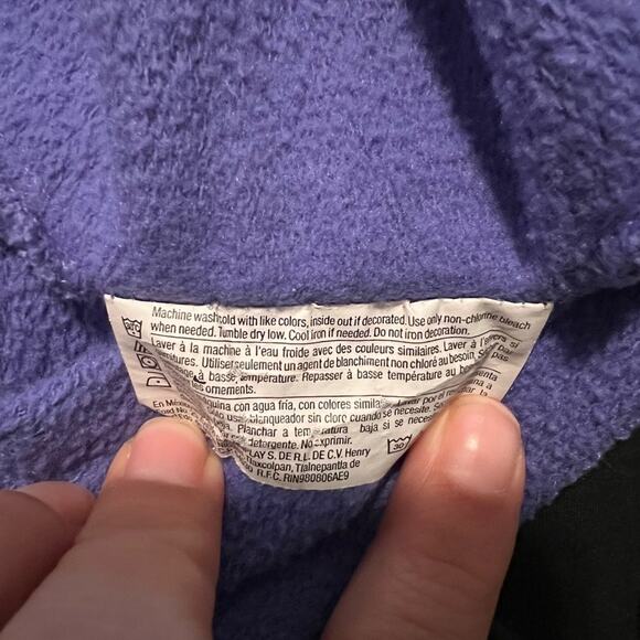 Champion Purple Sweatshirt Size XL fits like medium - Picture 4 of 7